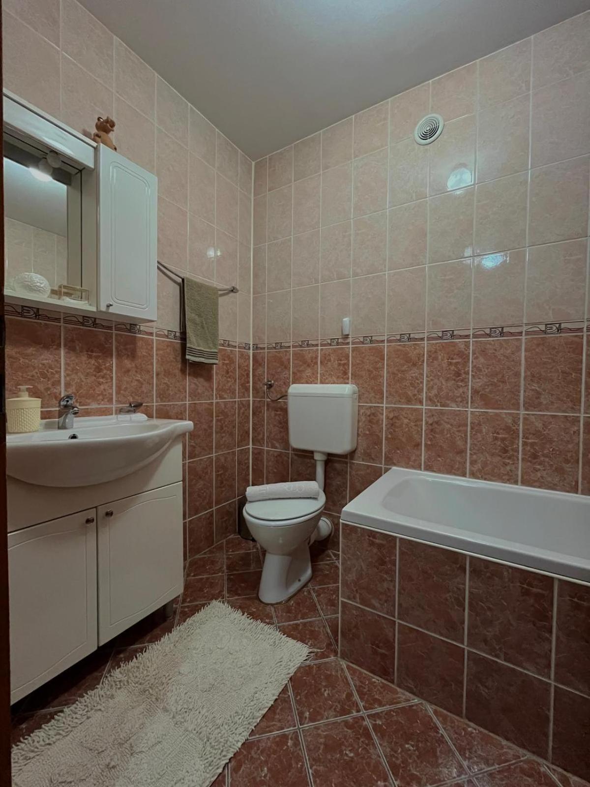 Apartman Basic 도보이 외부 사진